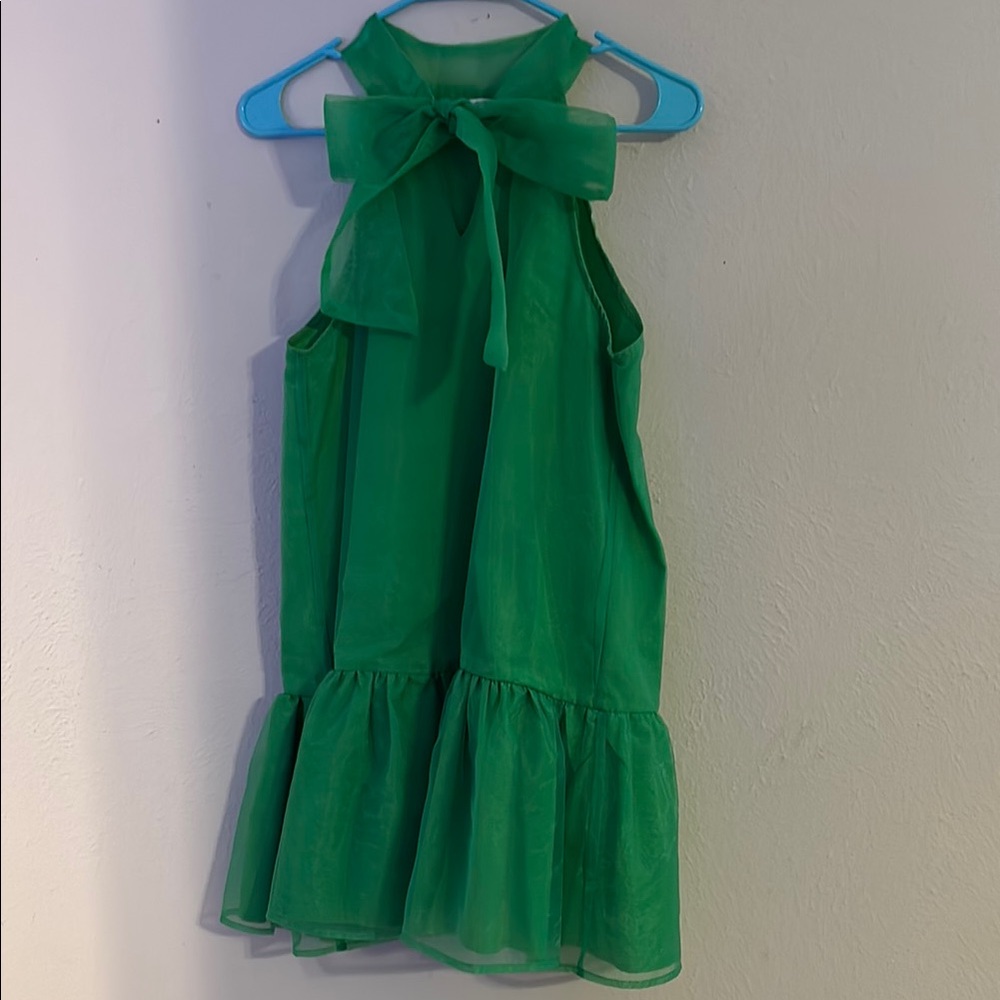 Green Sleeveless Dress with Bow